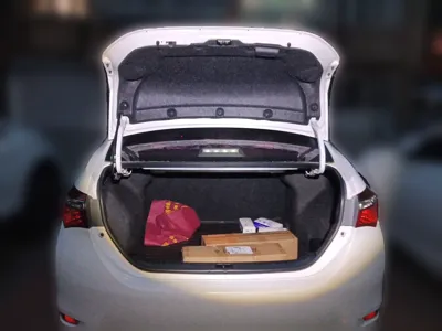 Toyota Corolla 2018, 72900 км, за 45815 CNY - фото 20