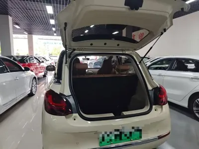 Wuling Bingo 2025, 13300 км, за 56700 CNY - фото 19