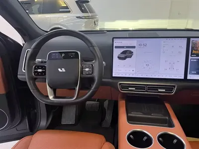Li Auto Li L6 2024, 13100 км, за 182000 CNY