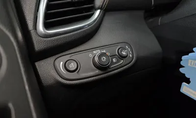 ChevroletGMDaewoo Trax 2019, 155175 км, за 6800000 KRW - фото 17