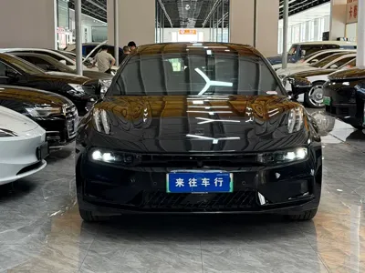 Zeekr 001 2024, 70000 км, за 126000 CNY