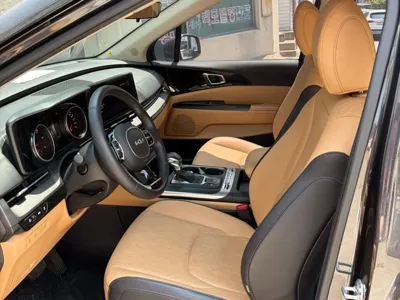 Kia Canival 2023, 88882 км, за 29100000 KRW - фото 8