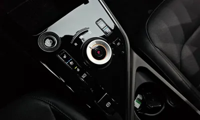 Kia Niro 2024, 8601 км, за 29500000 KRW - фото 9
