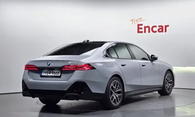 BMW 5-Series 2025, 10370 км, за 66800000 KRW