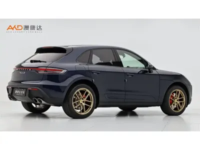 Porsche Macan 2023, 33000 км, за 373000 CNY
