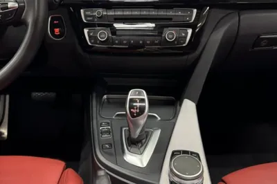 BMW 3 Series 2017, 52800 км, за 139231.12 CNY - фото 14
