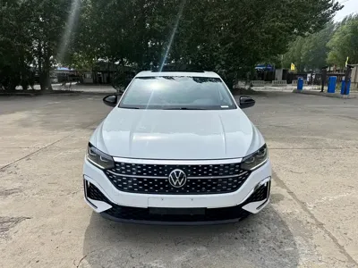 Volkswagen Lavida 2023, 44000 км, за 88800 CNY - фото 2