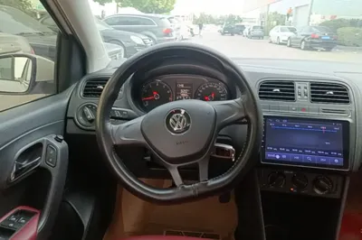 Volkswagen Polo 2016, 48900 км, за 37148.98 CNY - фото 18