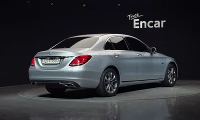 Mercedes-Benz C-Class 2018, 70854 км, за 19500000 KRW