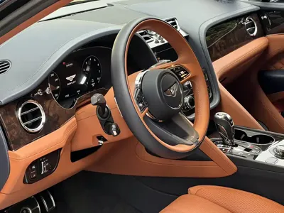 Bentley Bentayga 2021, 18000 км, за 1758000 CNY - фото 6