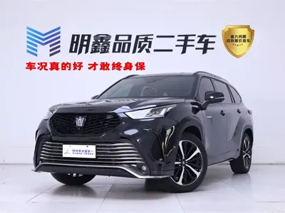 Toyota Crown Kluger · 2022 год