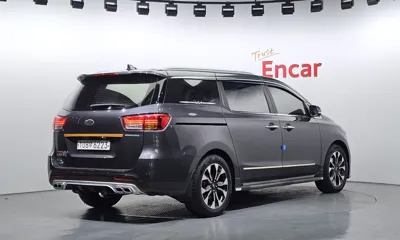 Kia Canival 2017, 201358 км, за 6700000 KRW