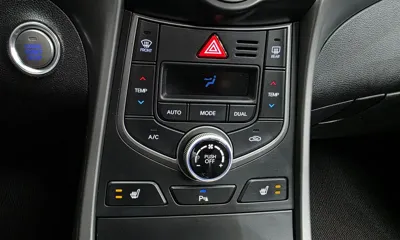 Hyundai Avante 2015, 53982 км, за 8200000 KRW - фото 18