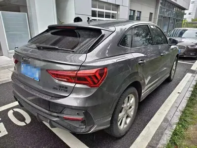Audi Q3 Sportback 2026, 11000 км, за 268800 CNY
