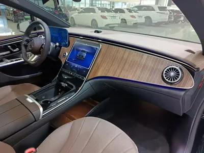 Mercedes-Benz EQE 2025, 100 км, за 229800 CNY - фото 9