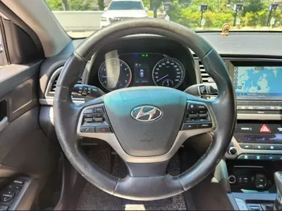Hyundai Avante 2017, 325000 км, за 4700000 KRW - фото 10