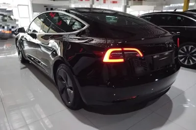 Tesla Model 3 2020, 79700 км, за 125666.39 CNY