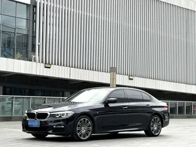 BMW 5 Series 2018, 64000 км, за 122000 CNY - фото 1