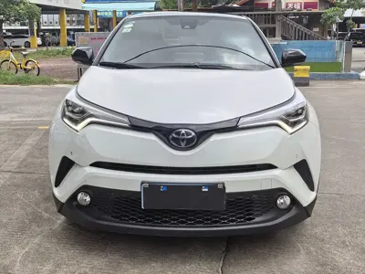 Toyota C-HR 2018, 80000 км, за 47800 CNY