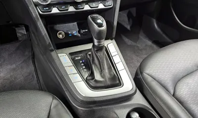 Hyundai Avante 2020, 61303 км, за 13500000 KRW - фото 9