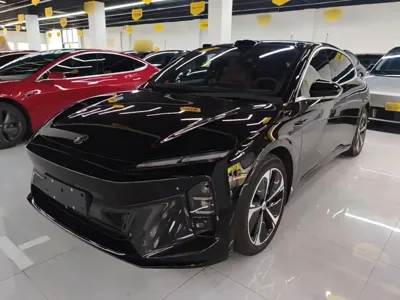 Nio ET5T · 2025 год