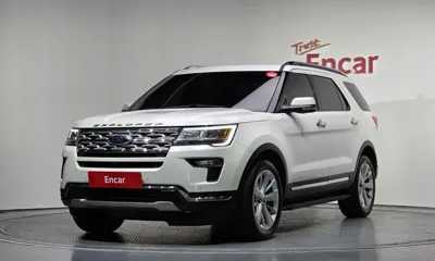 Ford Explorer · 2018 год