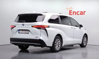Toyota Sienna 2024, 34070 км, за 53500000 KRW