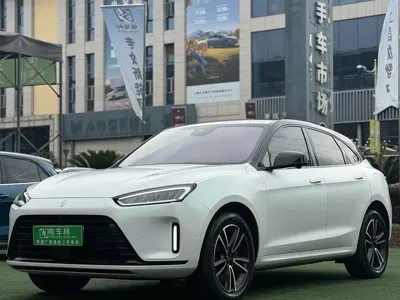 AITO 问界 AITO M5 · 2022 год