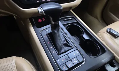 Kia Canival 2017, 174048 км, за 8700000 KRW - фото 9