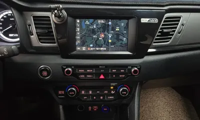 Kia Niro 2018, 152939 км, за 10900000 KRW - фото 13