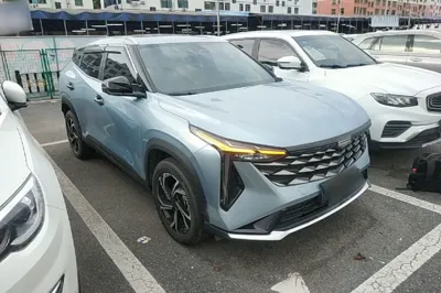 Geely Auto Emgrand X7 Sport 2024, 16299 км, за 82506.95 CNY - фото 3