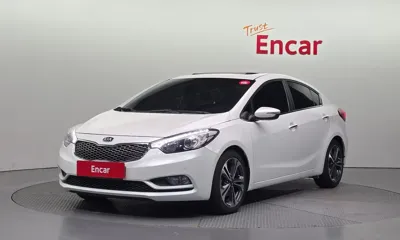 Kia K3 · 2013 год