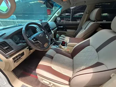 Toyota Land Cruiser 2020, 51000 км, за 499799 CNY - фото 7