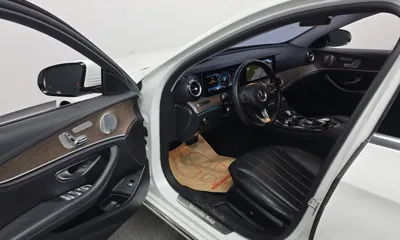 Mercedes-Benz E-Class 2018, 100858 км, за 24200000 KRW - фото 10
