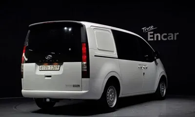 Hyundai Staria 2023, 29673 км, за 99990000 KRW - фото 2