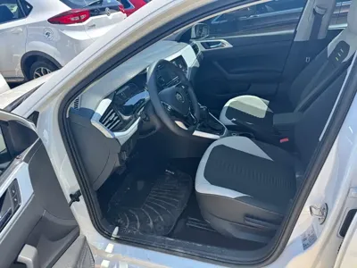 Volkswagen Polo 2019, 48000 км, за 41100 CNY - фото 6