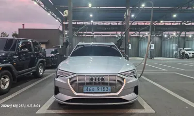 Audi e-tron · 2021 год