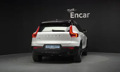 Volvo XC40 2023, 79813 км, за 35900000 KRW