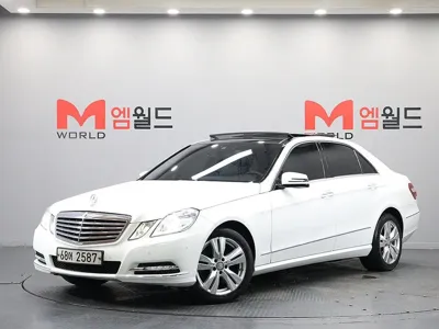 Mercedes-Benz E-Class · 2013 год