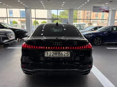 Audi A5 2025, 4497 км, за 51000000 KRW