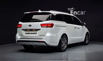 Kia Canival 2018, 124731 км, за 13300000 KRW