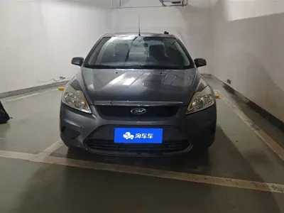 Ford Focus 2012, 123000 км, за 12000 CNY