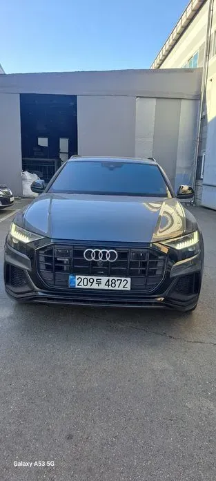 Audi Q8 · 2023 год