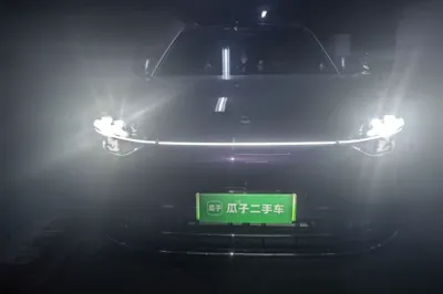 Hima AITO M9 2025, 7400 км, за 452270.97 CNY
