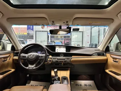 Lexus ES 2018, 132000 км, за 99000 CNY - фото 21