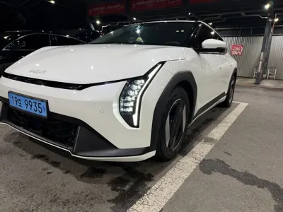 Kia EV4 · 2026 год