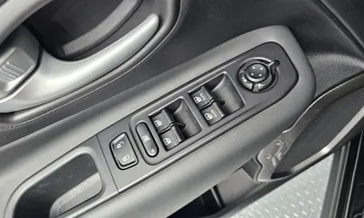 Jeep Renegade 2023, 19485 км, за 28500000 KRW - фото 19