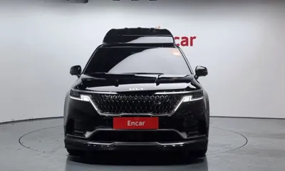 Kia Canival · 2023 год