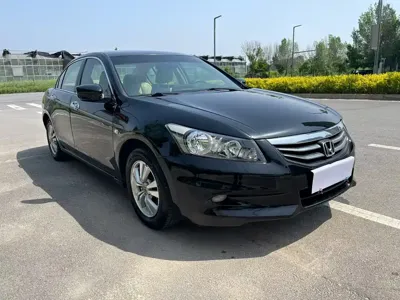 Honda Accord 2011, 90000 км, за 25800 CNY