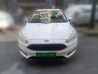 Ford Focus 2015, 101700 км, за 45136.66 CNY
